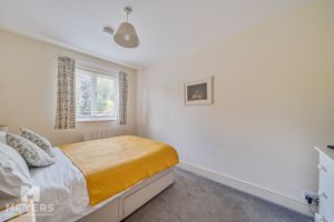 Photo 43- click for photo gallery